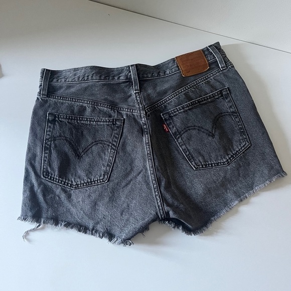 501® High Rise Shorts - Picture 2 of 7